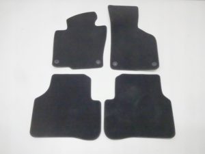 Dywaniki welurowe komplet Oryginał VW PASSAT B7