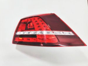 Golf 7 lampa tył prawa LED 5G0945208
