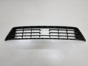 Vw Golf 7 R kratka zderzaka przód 5G0853677G