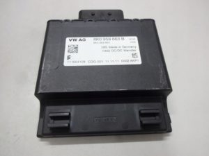 8K0959663B Moduł stabilizator napięcia AUDI 100%