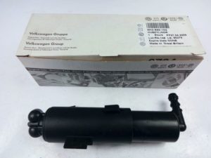Spryskiwacz audi a4 prawy 8K0955102 A B