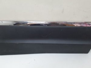 Tiguan listwa drzwi prawy tył 5NA854950P