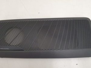 Audi A4 osłona głośnika Bang 8W5035405A