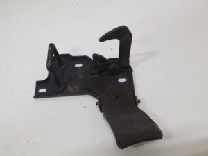 Skoda Fabia Roomster rygiel maski 5J0823480C