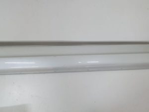 Listwa drzwi prawa VW TIGUAN R-line 5N0854940E