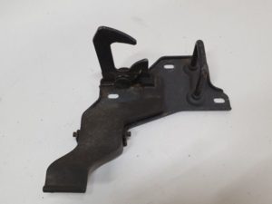 Skoda Fabia Roomster rygiel maski 5J0823480B