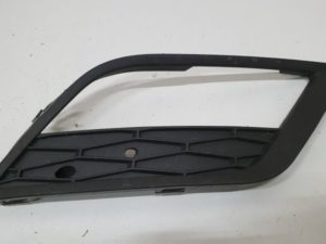 Seat leon kratka zderzaka prawa 5F0853666A