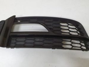 Audi A4 B8 competition kratka prawa 8K0807682T