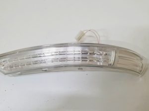Touareg lift kierunkowskaz lusterka lewy 7L6949101
