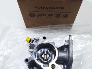 Pompa podciśnienia vw audi 06J145100P