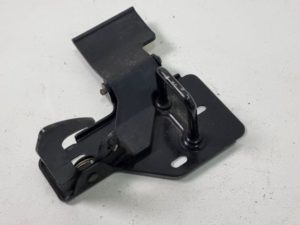 Rygiel maski vw polo 6Q0823480D