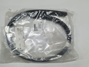 Passat B8 uszczelka maski 3G0823707