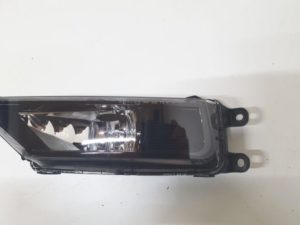 VW Tiguan II halogen lewy 5NA941699B