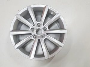 VW T-Roc felga aluminiowa 17" 2GA601025M