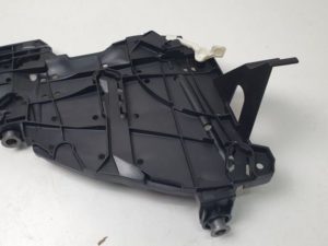 VW Touareg I lift ślizg lampy prawy 164 646-00
