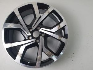 Vw Golf 7 GTI felga 19" 5G0601025CL