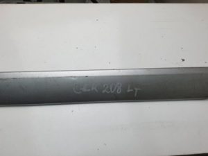 Mercedes W208 listwa lewy tył A2086900362