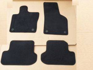 Vw Beetle dywaniki oryginalne welurowe 5C1