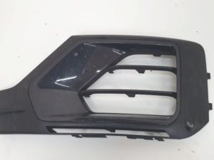 Audi Q2 kratka zderzaka lewa 81A807681K