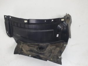 Audi A7 nadkole prawy przód 4G8853888J