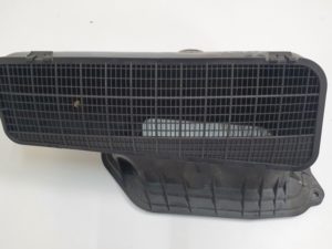 Audi A6 A7 dolot powietrza 4G1819904A