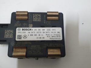 Mercedes radar sensor A0009053011
