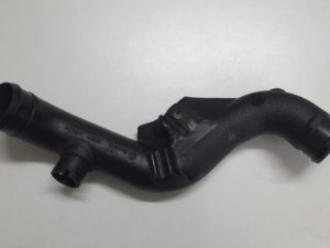 Vw Passat przewód intercoolera 3A0145957C