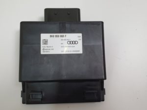 Audi skoda stabilizator napięcia 8K0959663F