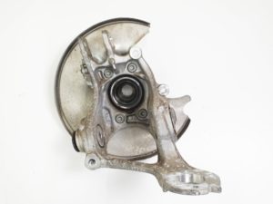 Audi A6 A7 3,0 TDI zwrotnica lewa tył 8R0505431F