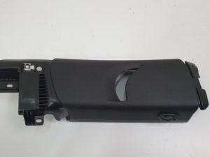 VW scirocco osłona słupka prawa 1K8867244C