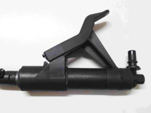 Audi A4 spryskiwacz lampy lewy 8W0955101