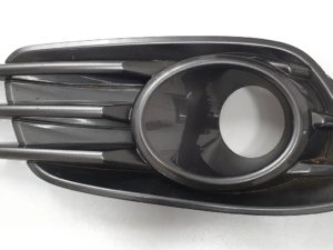 Suzuki Swift Sport MK7 zaślepka halogenu 71751-70L