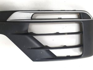 Audi Q2 81A kratka zderzaka prawa 81A807682A