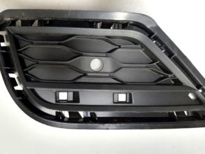 Vw T-Roc 2GA kratka zderzaka prawy tył 2GA807246C