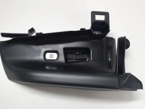 Audi A7 prowadnica prawa 4G8857792A