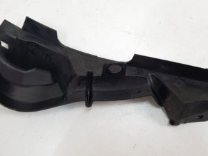 Audi A6 A7 4G uszczelka podłużnicy prawa 4G0805234