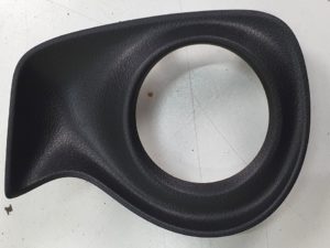Lexus CT200 ramka halogenu lewa 52113–76010