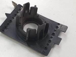 Vw Touran III koszyk uchwyt czujnika pdc 5TA919399