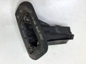Skoda Superb III mocowanie spryskiwacza 3V0807942