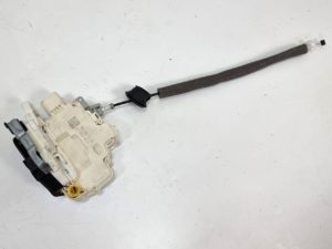 Audi A6 A7 A8 Q5 zamek drzwi lewy przód 4G1837015