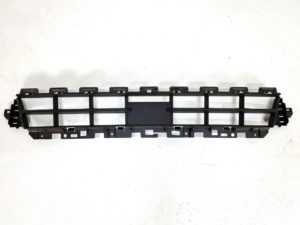 Audi Q2 81A kratka zderzaka atrapa 81A807647D