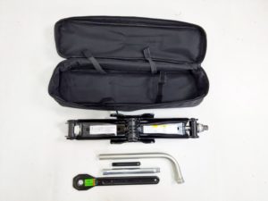Vw Touareg lewarek podnośnik 4M0011031E