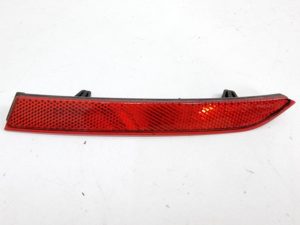 Vw Passat B8 odblask zderzaka lewy tył 3G0945105A