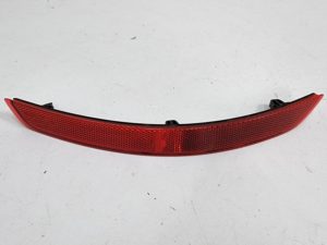 Audi A3 8V odblask zderzaka prawy tył 8V5945106A