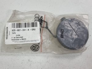 Vw Beetle zaślepka haka zderzaka przód 5C5807241A