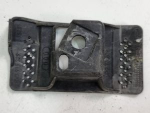 Audi A6 C7 mocowanie czujnika pdc 8V3919329