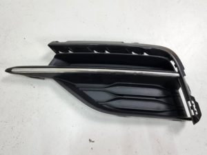 Vw Golf VII r-line kratka zderzaka lewa 5G0853665Q