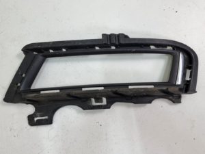 Vw Golf VII kratka zderzaka lewy przód 5G0853211F