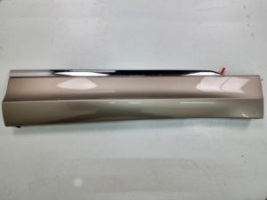 Vw Tiguan II listwa drzwi prawa LA1X 5NA854940B