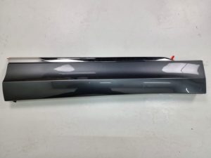 Vw Tiguan II listwa drzwi prawa LR7H 5NA854940B